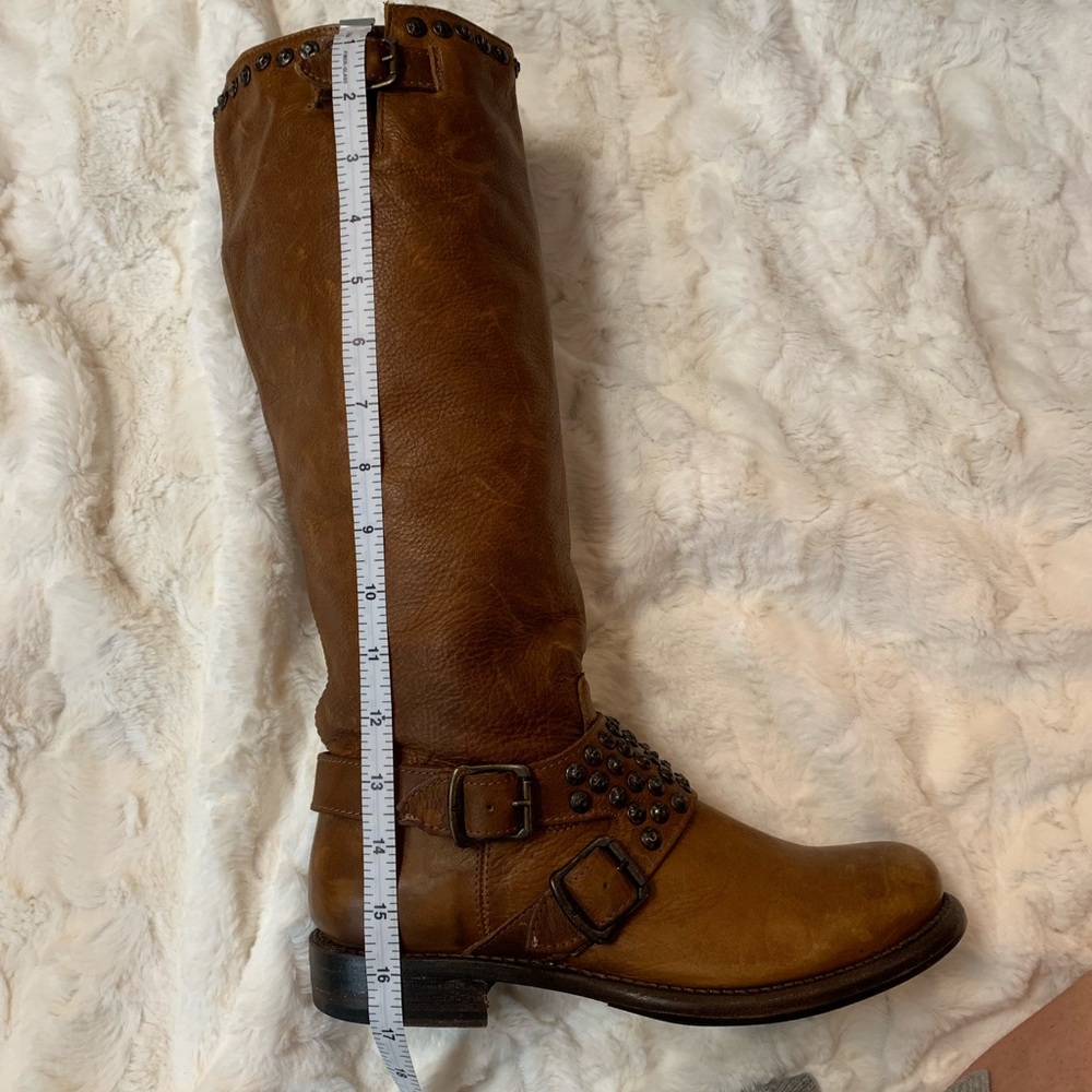 Beautiful Studded Frye Boots EUC - Picture 5 of 7
